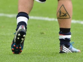 Il polpaccio del romanista De Rossi (Foto photofinish.blogosfere.com)