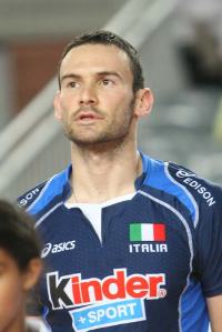 Jack Sintini in maglia azzurra