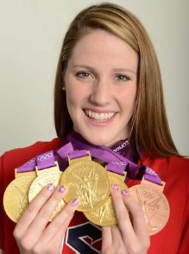 Missy Franklin sorride con le 5 medaglie olimpiche dello scorso anno (Photo Neil Leifer/SI)